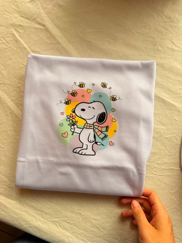 Snoopy Bee Love