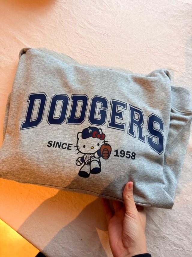 Dodgers Hello Kitty