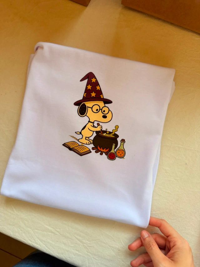 Remera Snoopy Magic