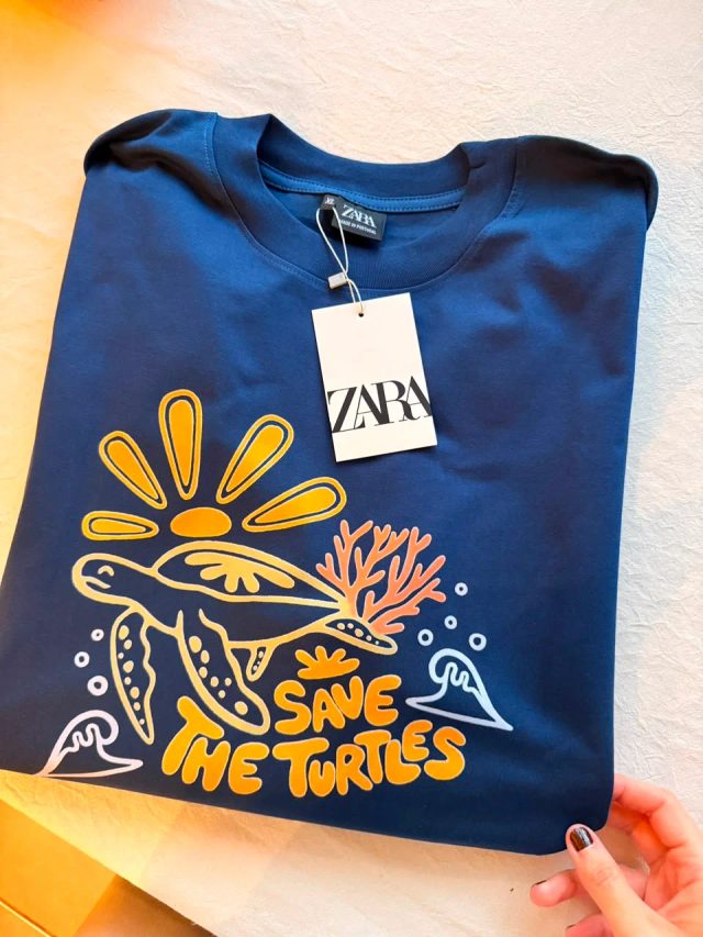 "Save The Turtles" Zara - Azul Acero